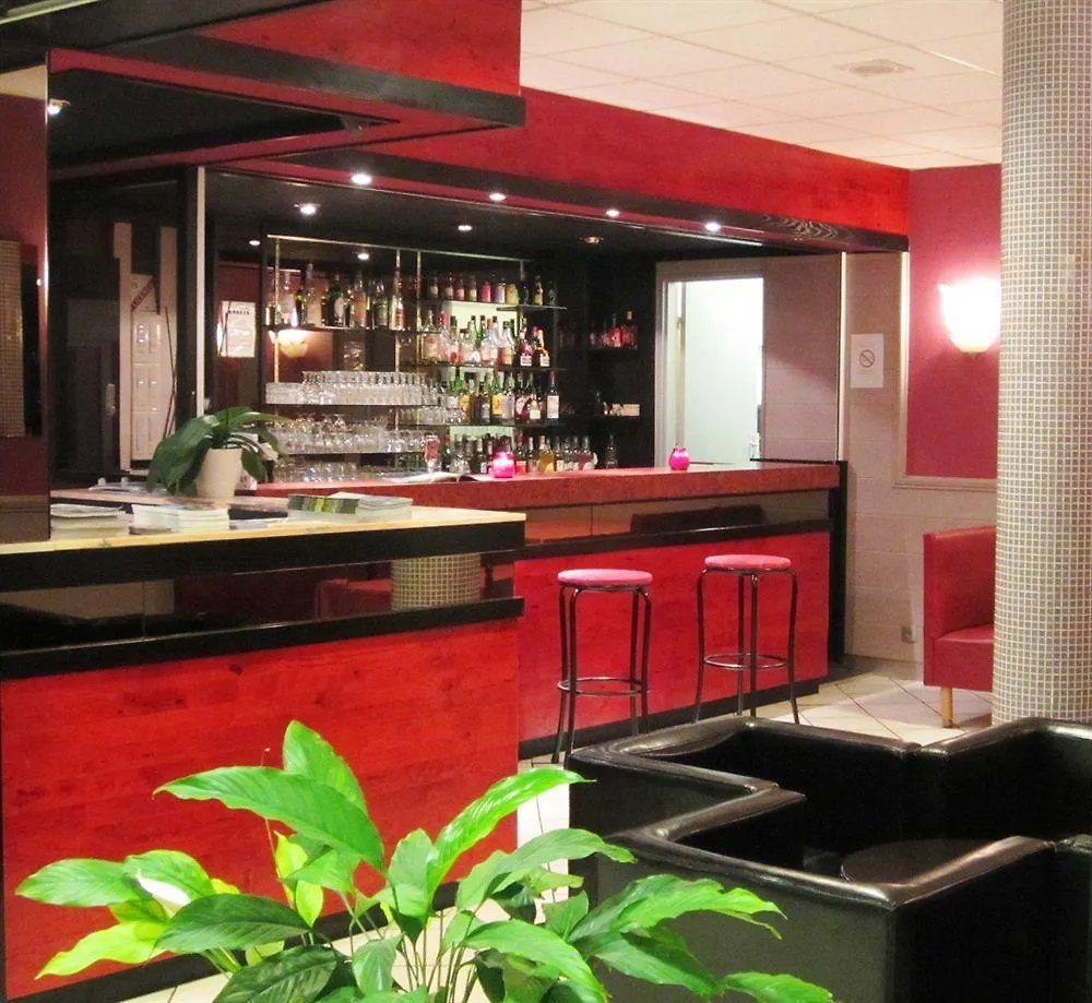 Hotel Novel Restaurant La Mamma Annecy