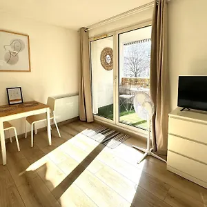 https://lepi-proche-centre-ville-balcon-tv.aixenprovencehotels.org
